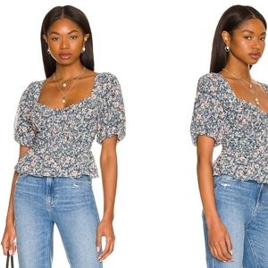 ASTR The Label Clairemont Top Floral Size Medium